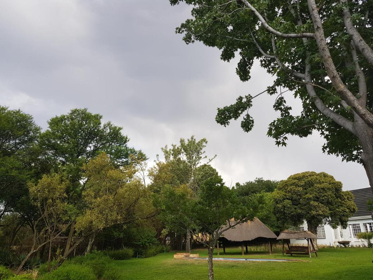 Weeping Willow Midrand Kültér fotó
